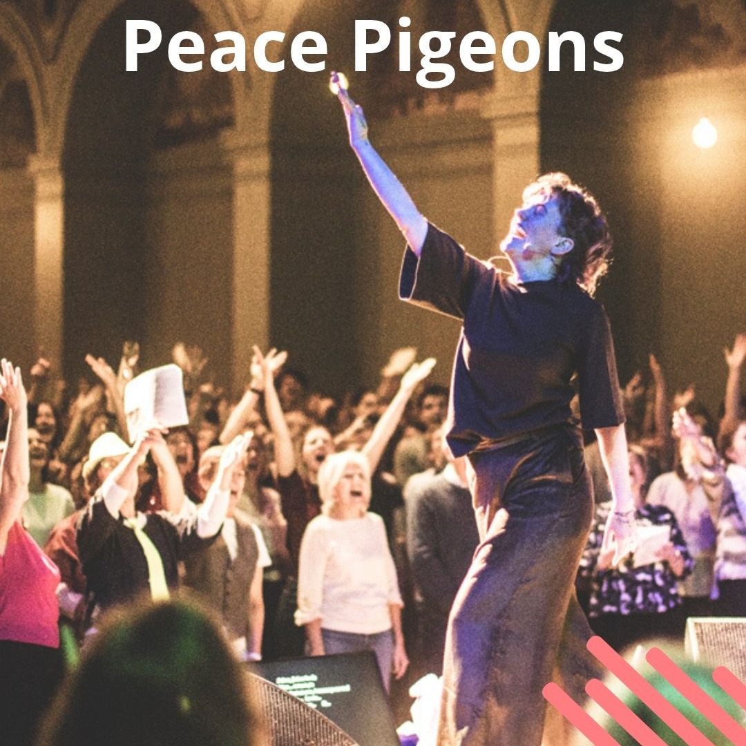 Hoe kan generositeit ons helpen?
Wat betekent community building in tijden van opdrogende subsidie?

Lees meer over mijn onderzoek.
Volg mijn genereuze avonturen via de tweemaandelijkse nieuwsbrief Peace Pigeons.

#communitybuilding #generositeit #peacepigeons #annelorecamps